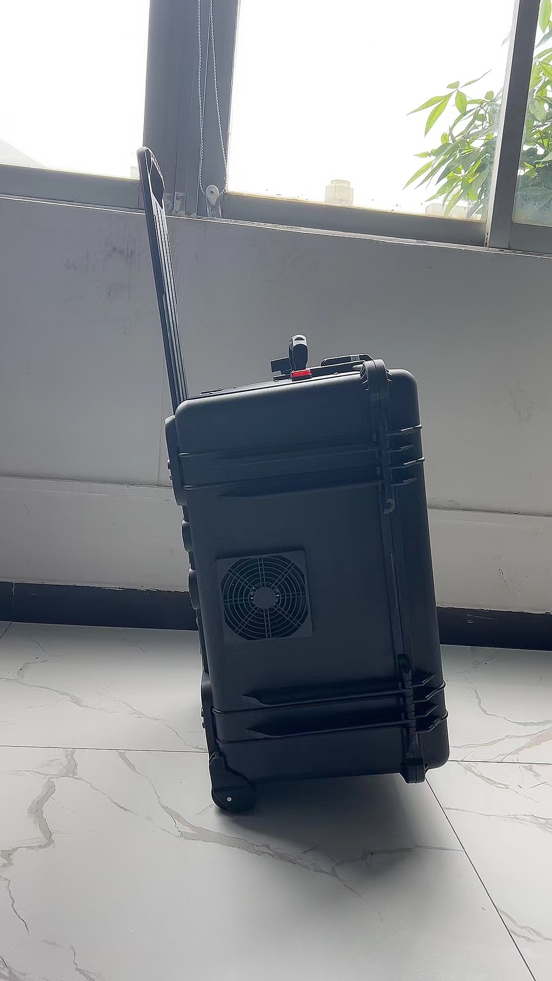 北辰手拉箱型移动通信干扰器